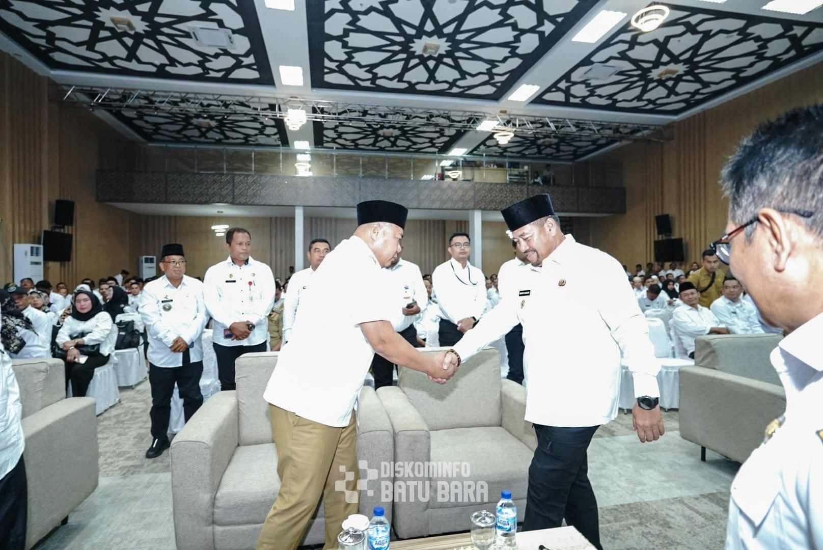 Bupati dan Wakil Bupati Batu Bara Ikuti Peluncuran 80.000 Koperasi Desa/Kelurahan Merah Putih