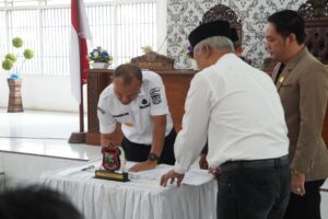 Wali Kota Tanjungbalai Hadiri Rapat Paripurna Penyampaian RPJMD