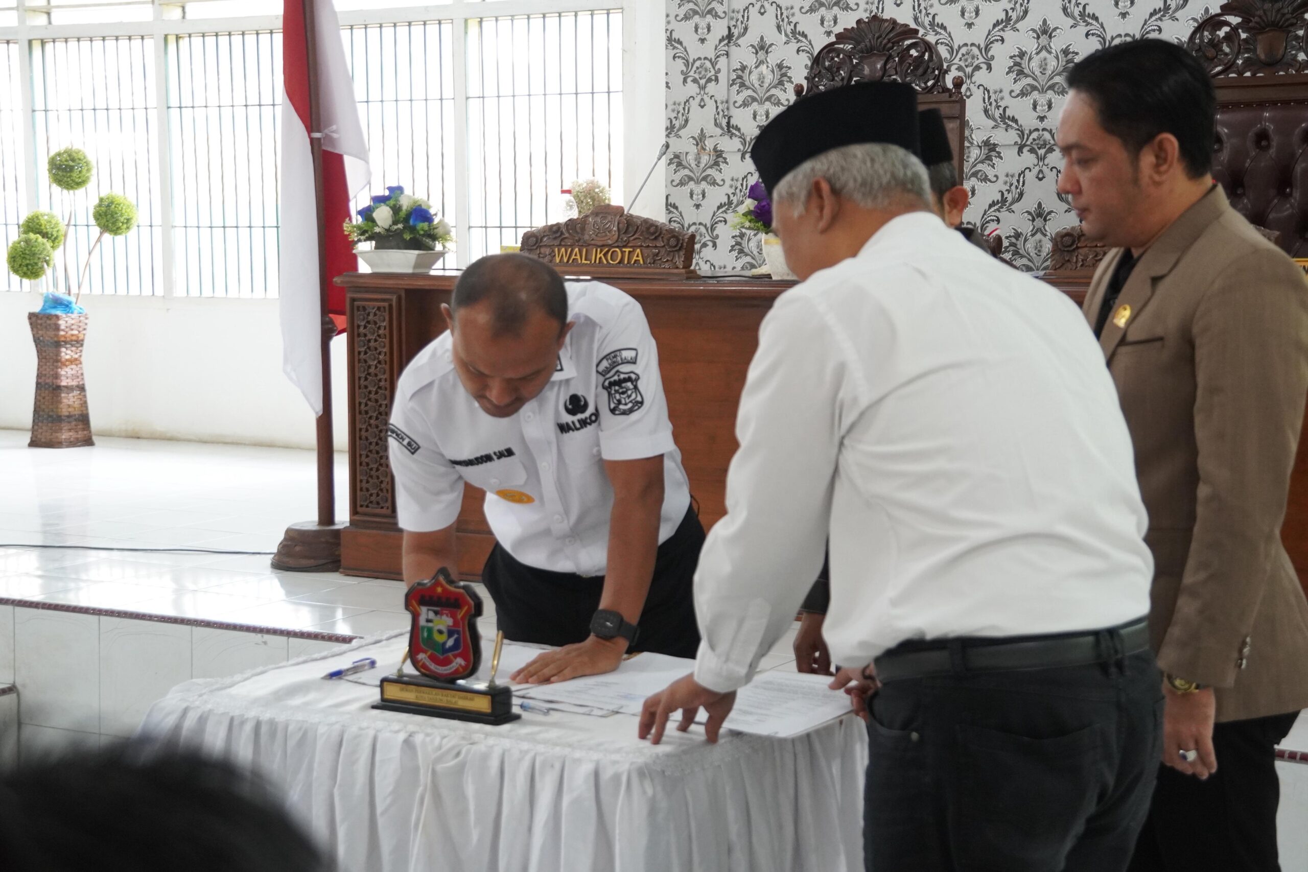Wali Kota Tanjungbalai Hadiri Rapat Paripurna Penyampaian RPJMD
