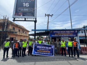 Satlantas Polres Batu Bara Tertibkan Parkir Liar dalam Operasi Patuh Toba 2025