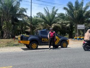 Patroli Presisi Polres Batu Bara Jamin Keamanan di Jalinsum Simpang Perkebunan Tanah Gambus