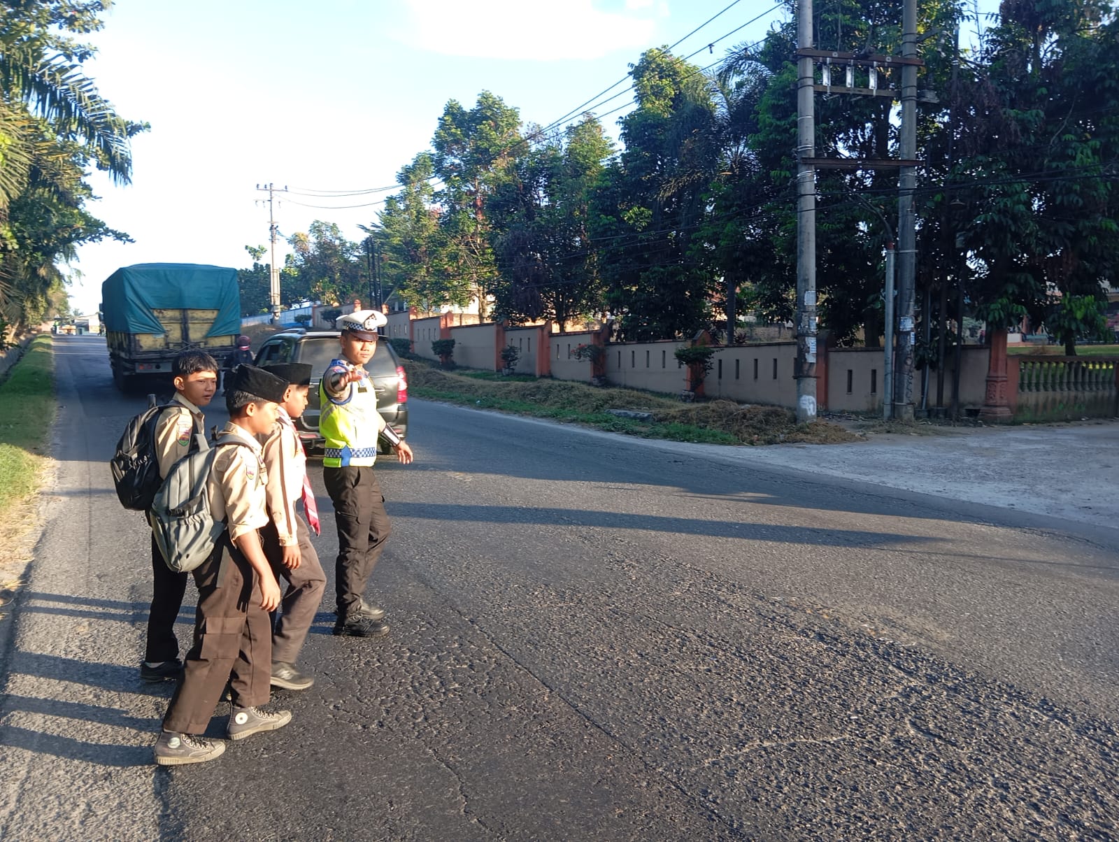 Satlantas Polres Batu Bara Jaga Kelancaran dan Keamanan Lalu Lintas di Sejumlah Titik Rawan
