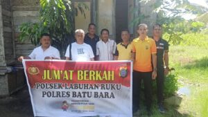 Kapolres Batu Bara Salurkan Bantuan Sembako Melalui Program Jumat Berkah di Labuhan Ruku