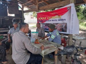 Sat Binmas Polres Batu Bara Gelar Jumat Curhat dan Cooling System di Desa Sumber Padi: Cegah Kejahatan Jalanan dan Geng Motor