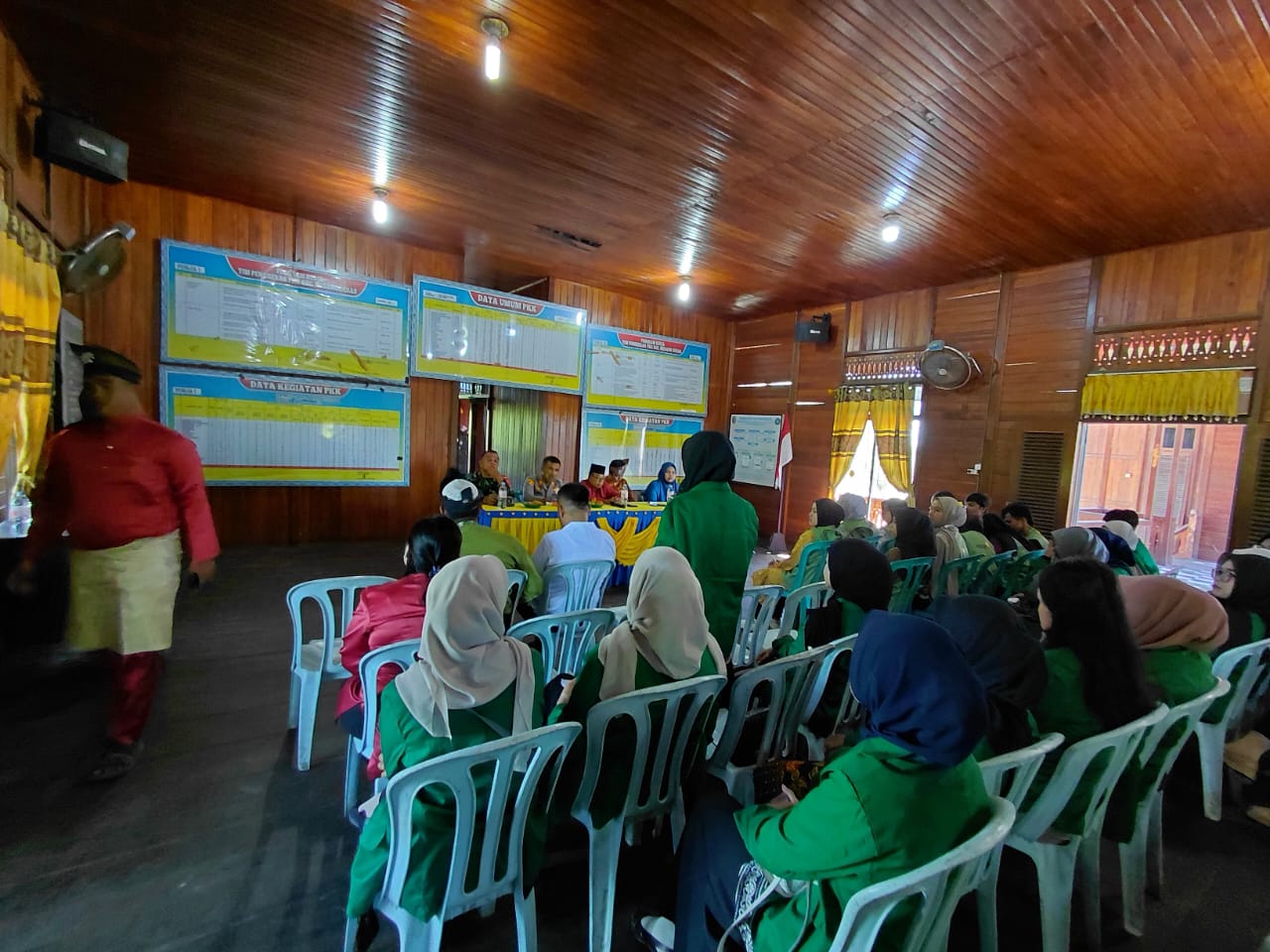 Kapolsek Medang Deras Berikan Himbauan Kamtibmas kepada Mahasiswa KKN UMN