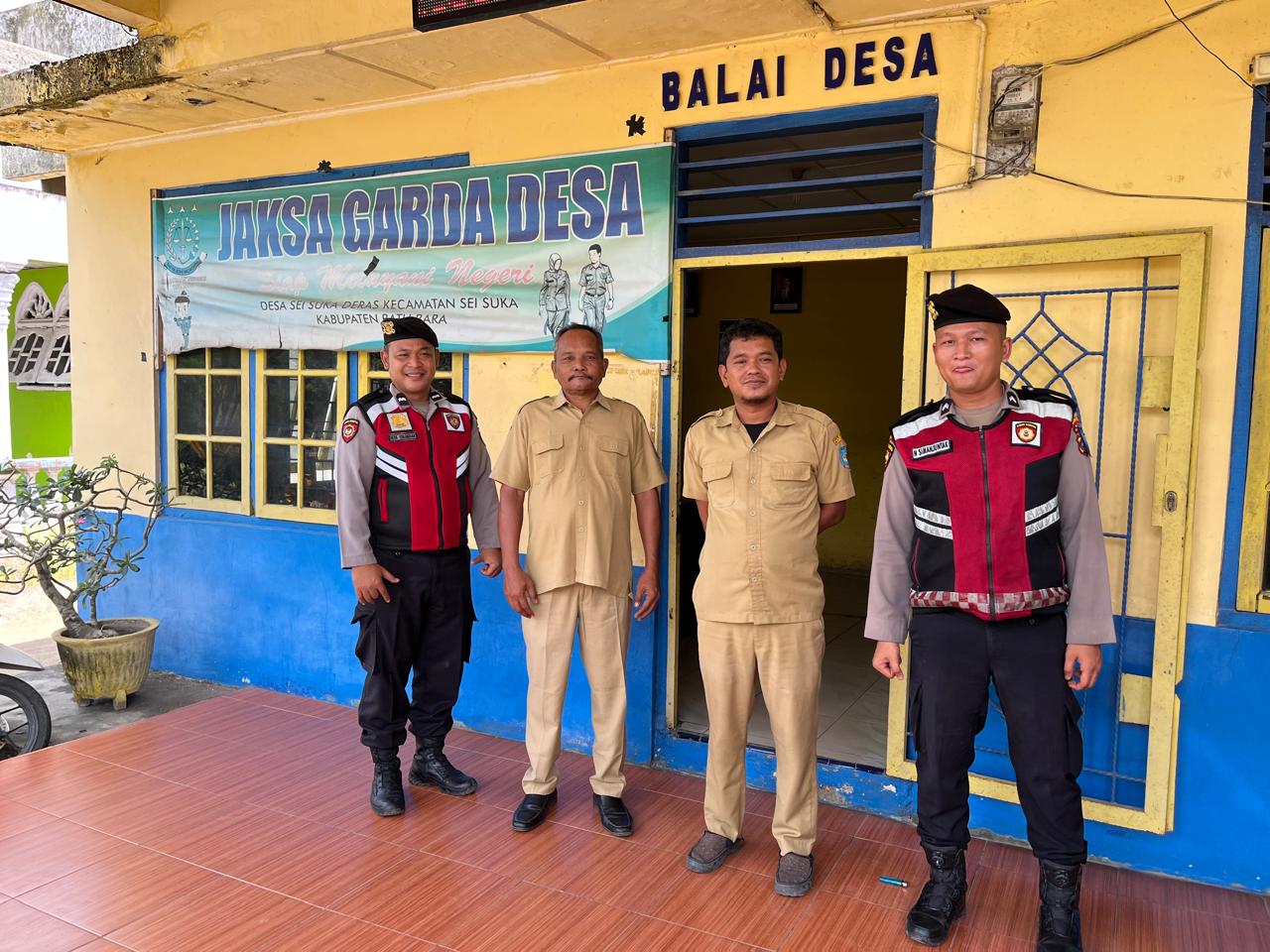 Sat Sabhara Polres Batu Bara Tingkatkan Rasa Aman di Desa Sei Suka Deras Melalui Patroli dan Sambang