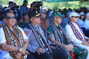Komitmen Polri dalam Pembangunan Berkelanjutan, Wakapolda Maluku Utara Turut Tanam Mangrove di Halteng