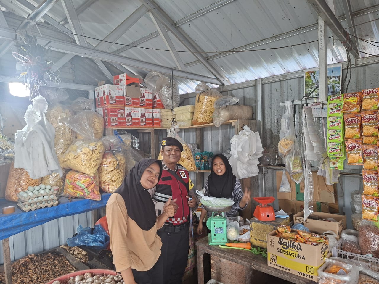 Kanit Samapta Polsek Medang Deras Jaga Harkamtibmas dan Sosialisasi Antisipasi Kejahatan Jalanan