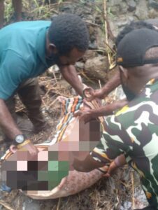 Sat Reskrim Polres Tolikara Respon Cepat Penemuan Mayat Laki-Laki Dewasa Di Kali Kanome Desa Bandia Distrik Karubaga