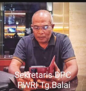 tentang pemecatan dua anggota tidak hormat pengurus DPC-PWRI Kota Tanjungbalai: