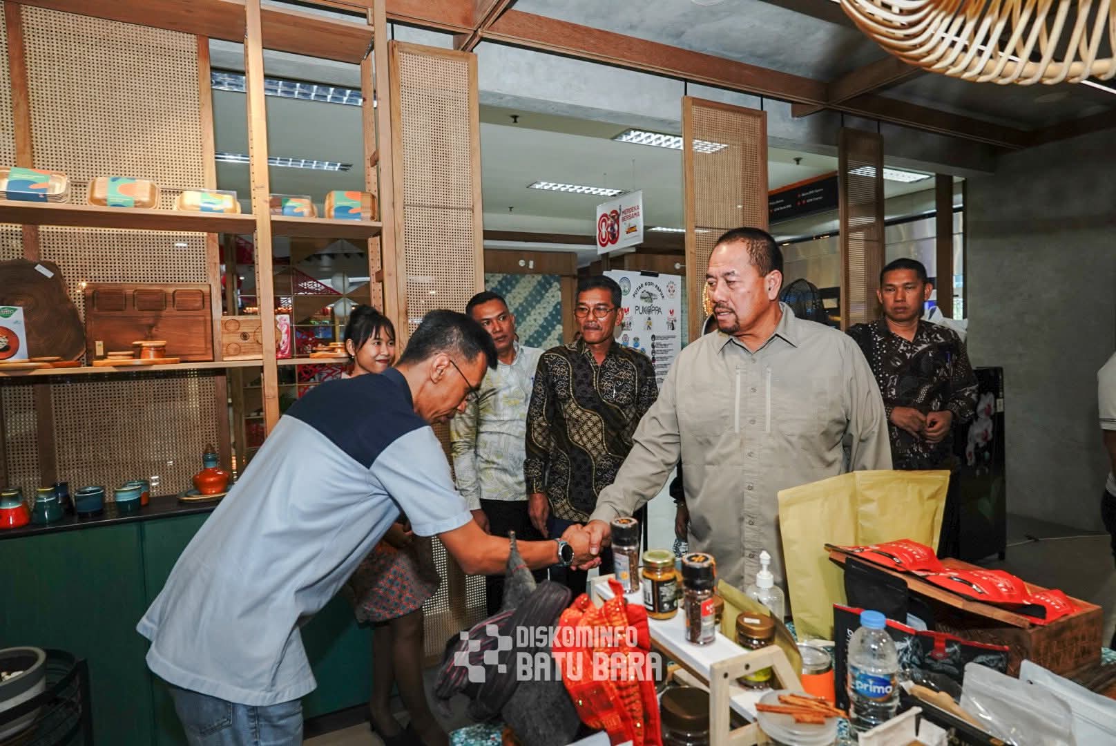 Bupati Batu Bara Kunjungi Smesco Indonesia, Dorong Pengembangan Produk Unggulan UMKM Lokal