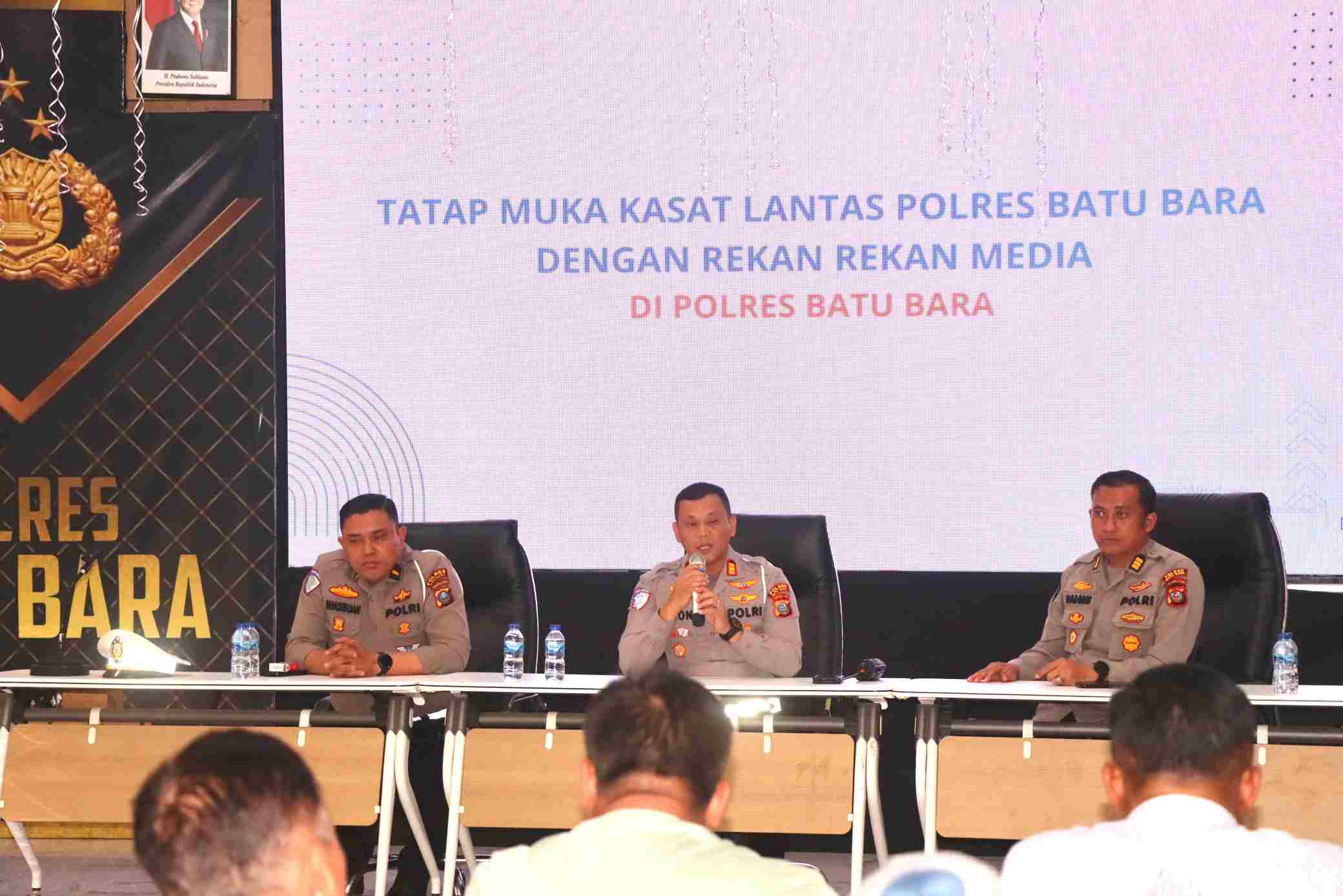 Kasat Lantas Polres Batu Bara Tatap Muka dengan Awak Media, Jalin Sinergitas