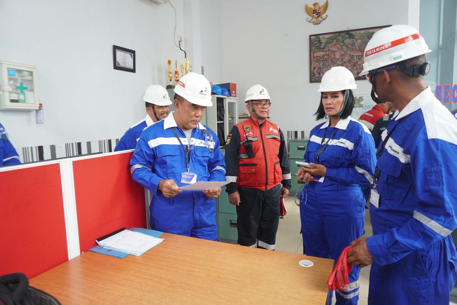 Tim Ditpamobvit Baharkam Polri Tinjau Implementasi Sistem Manajemen Pengamanan di Kilang Pertamina Balikpapan