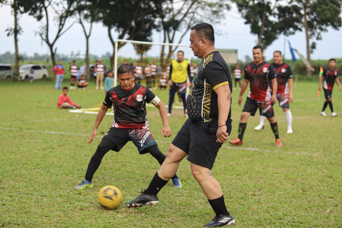 Laga Mini Soccer Meriahkan HUT RI ke-80 di Batu Bara: Polres FC Imbang Lawan Pemkab