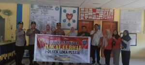 Jum’at Curhat di Desa Mangkai Baru, Kapolsek Lima Puluh Ajak Masyarakat Jaga Kamtibmas