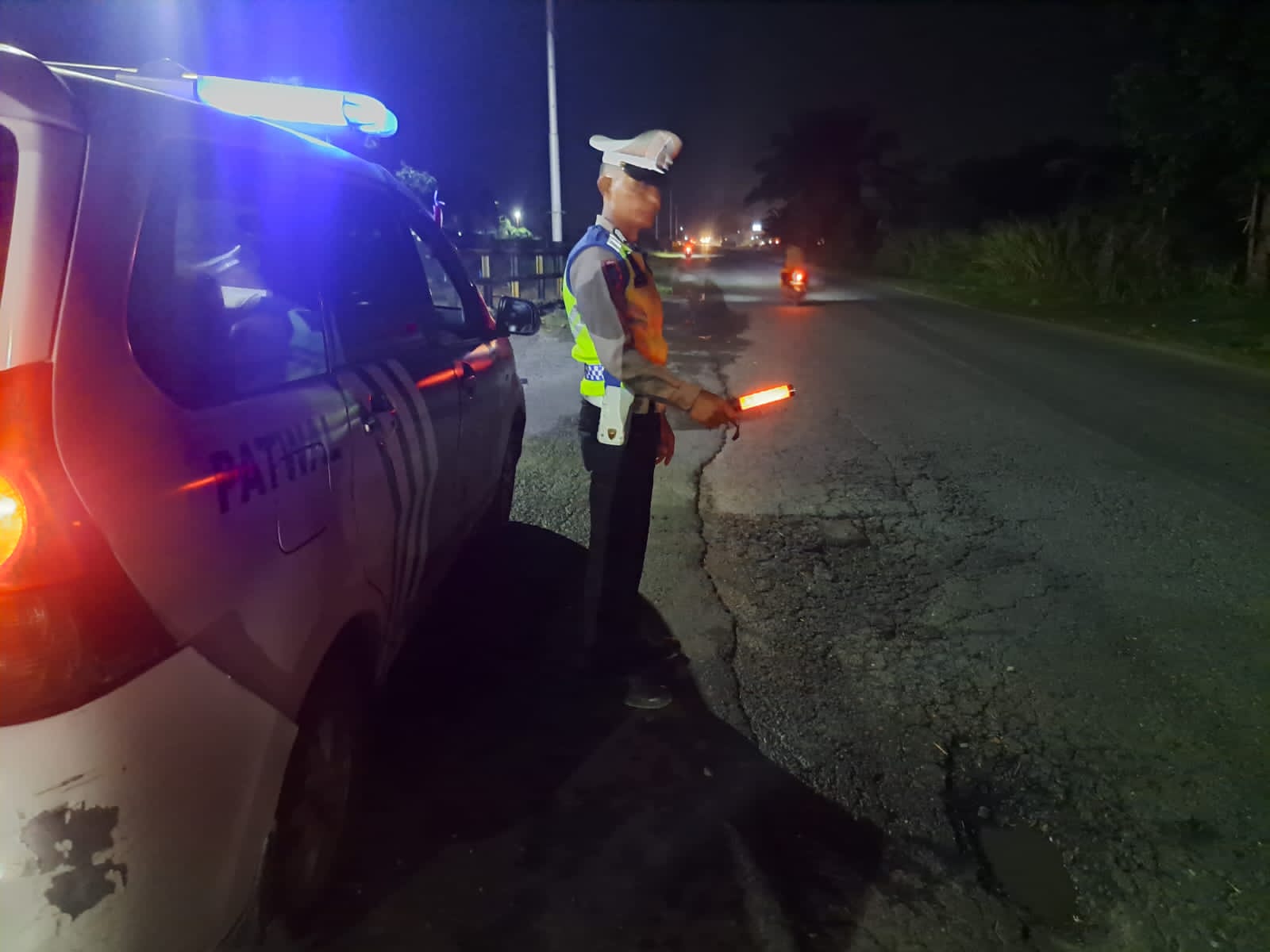 Sat Lantas Polres Batu Bara Gelar Patroli Blue Light, Antisipasi Gangguan Kamseltibcarlantas di Jam Rawan