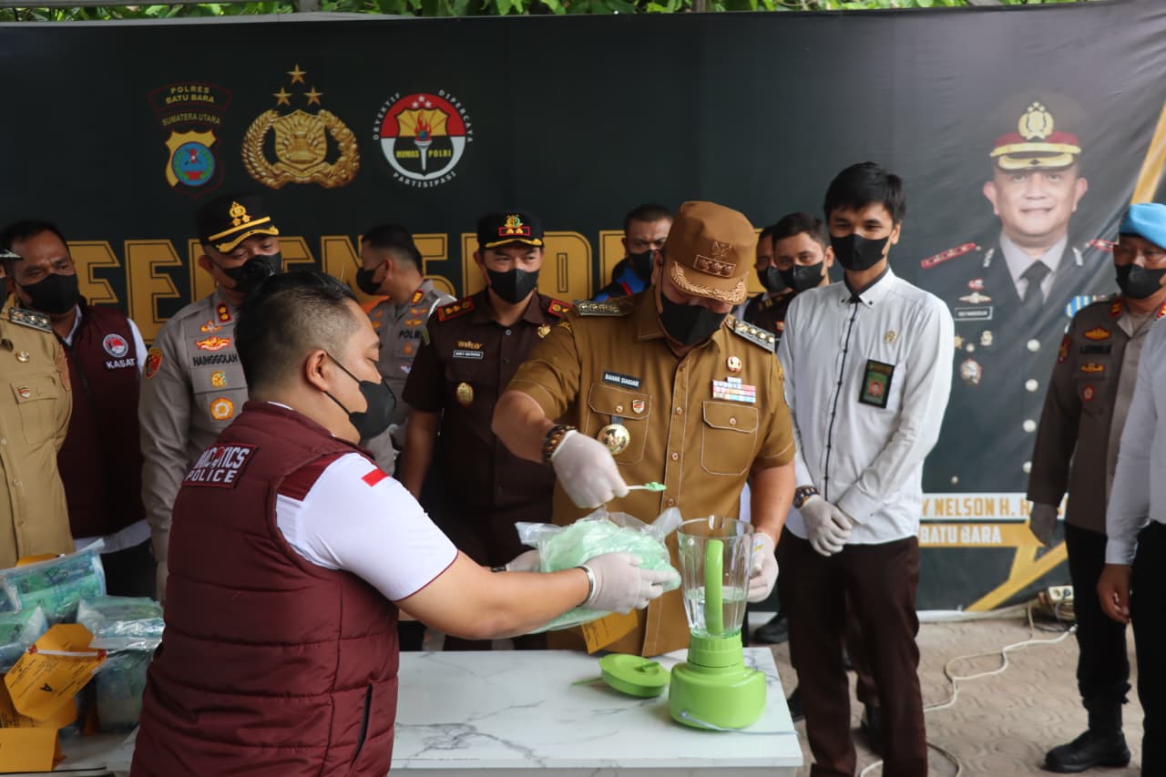 Satresnarkoba Polres Batu Bara Musnahkan Puluhan Kilogram Narkoba, Selamatkan Ribuan Generasi Muda