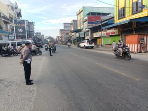 Sat Lantas Polres Batu Bara Aktif Melaksanakan Pengaturan Lalu Lintas di Titik-Titik Rawan