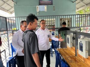 Kalapas Soetopo Berutu Turun Langsung Cek Kebersihan dan Fasilitas Wartelsuspas di Blok Hunian