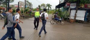 Sat Lantas Polres Batu Bara Atur Lalu Lintas Pagi Hari, Ciptakan Kamseltibcarlantas