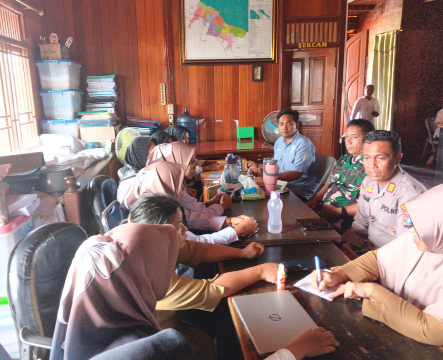 Kapolsek Indrapura Jalin Silaturahmi dengan Forkopimca, Perkuat Harkamtibmas