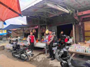 Sat Samapta Polres Batu Bara Gelar “Cooling System,” Ciptakan Rasa Aman dan Sampaikan Pesan Kamtibmas di Pajak Lima Puluh