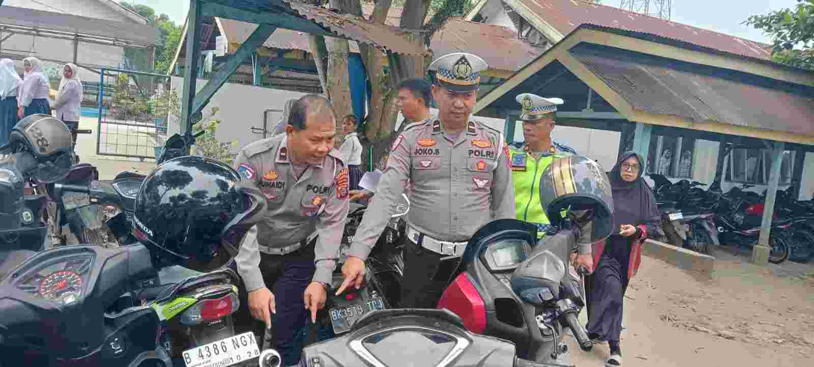 Suara bising knalpot “brong” bukan lagi melodi jalanan, melainkan ancaman bagi ketertiban dan keselamatan. Satlantas Polres Batu Bara ambil tindakan tegas!