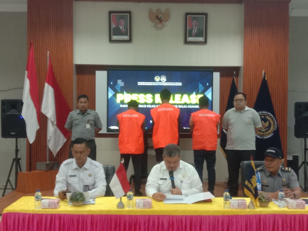 Bertahan Hidup Tanpa Makan, Tiga Warga Bangladesh Mengalami Kondisi Memprihatinkan”*