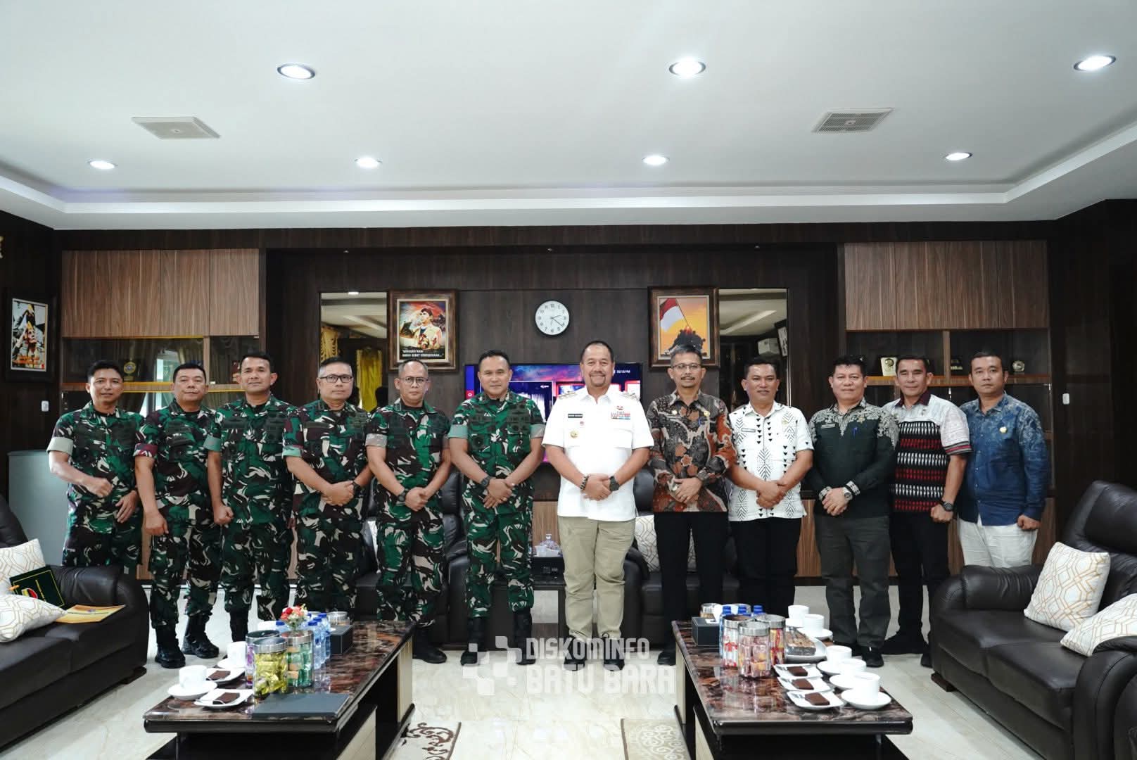 Bupati Batu Bara Jalin Silaturahmi dengan Pangdam I/Bukit Barisan, Bahas Penguatan Kolaborasi dan Kerja Sama