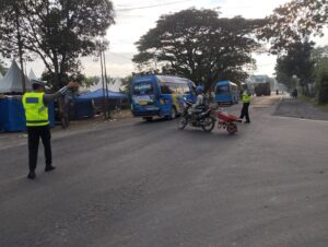 Sat Lantas Polres Batu Bara Siagakan Personel di Titik Rawan, Atur Lalu Lintas Pagi di Jam Sekolah