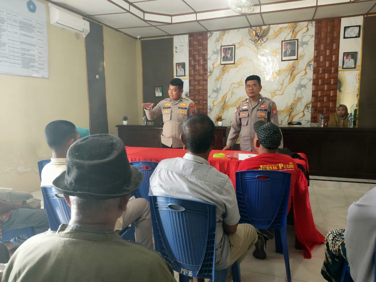 Kanit Binmas Polsek Medang Deras Gencarkan Sambang dan Binluh, Jaga Harkamtibmas di Desa Medang