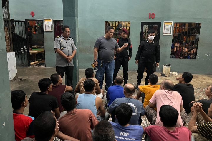 Gencarkan Deteksi Dini, Lapas Labuhan Ruku Kembali Laksanakan Razia