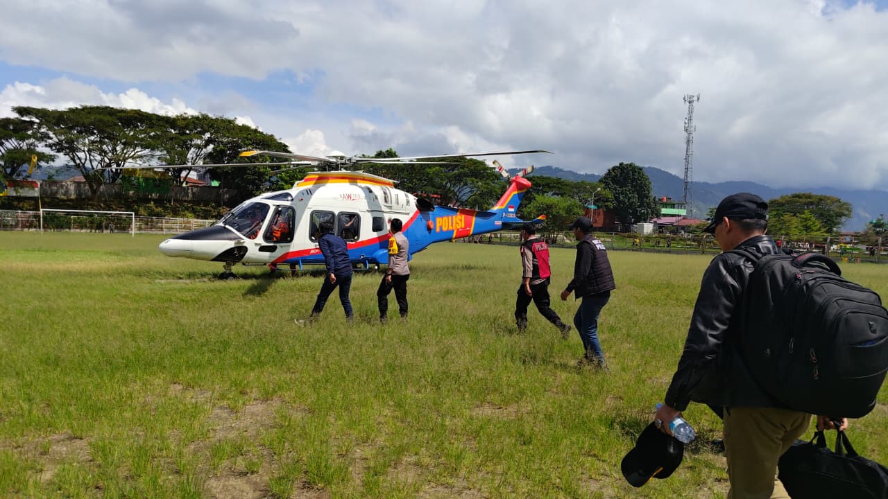 Polri Kirim Bantuan Logistik Via Udara, untuk Korban Banjir Aceh dan Sumatera Utara
