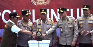 Wakapolri Pastikan Polri Terus Dampingi Masyarakat Aceh dan Sumut Bangkit dari Bencana