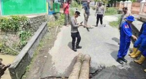 Korpolairud Polri Bangun Jembatan Sementara, Pulihkan Akses Warga di Padang Pariaman