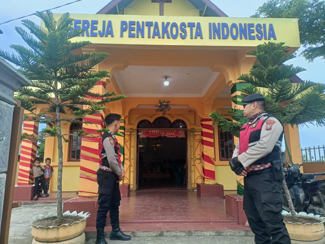 Sat Sabhara Polres Batu Bara Patroli dan Amankan Gereja-Gereja di Wilayah Hukum Polres Batu Bara