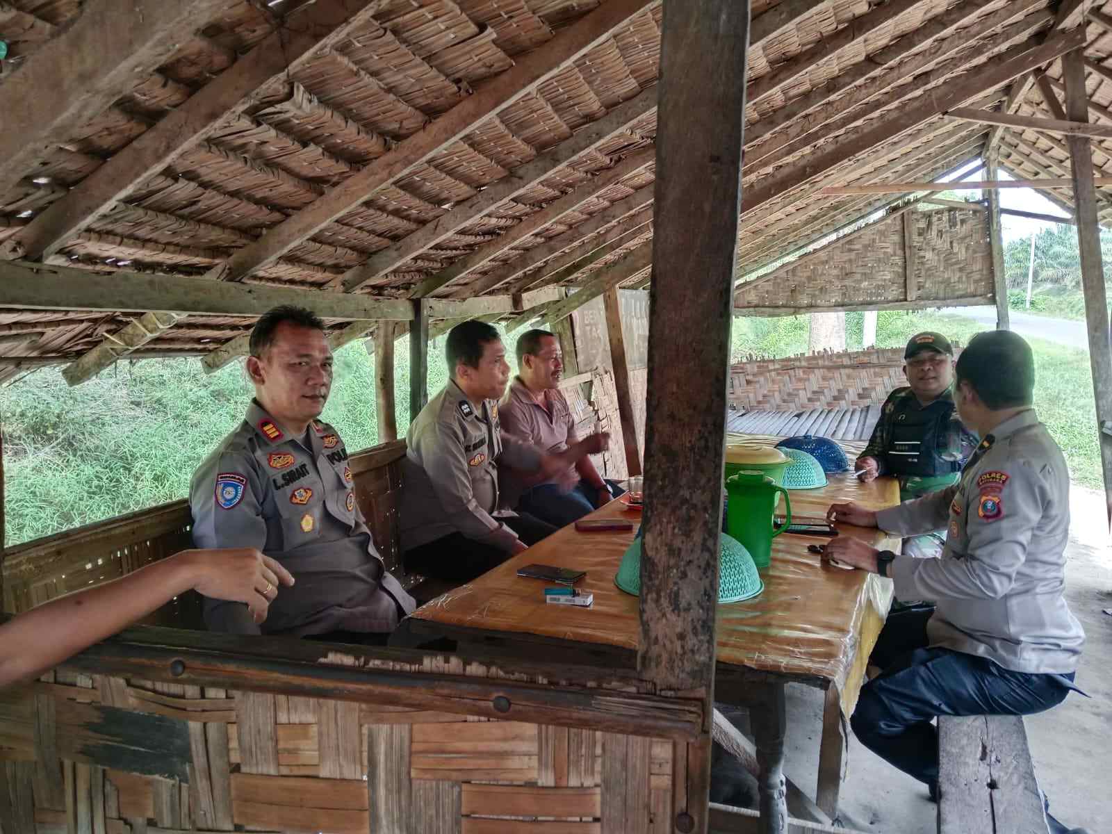 Polres Batu Bara Gelar “Cooling System” di Desa Simpang Gambus, Ajak Masyarakat Jaga Kamtibmas
