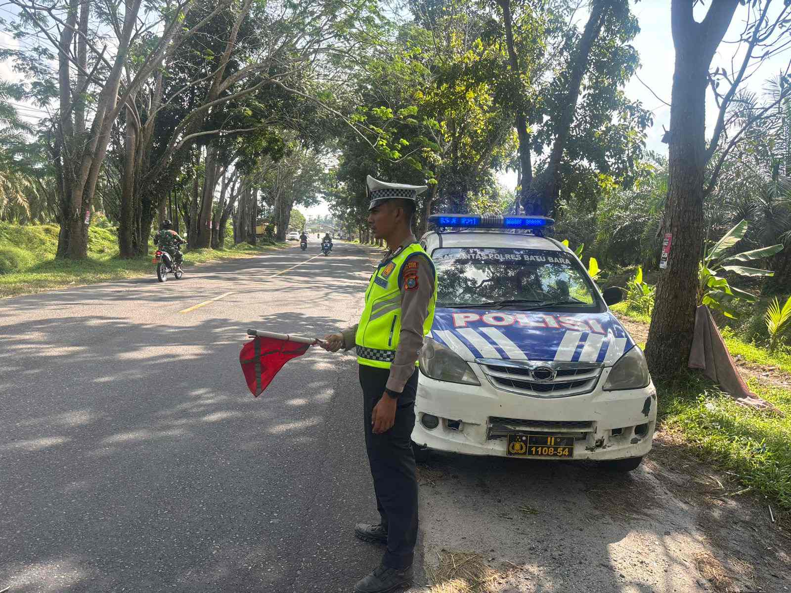 Sat Lantas Polres Batu Bara Intensifkan Patroli “Kibas Bendera” Guna Tingkatkan Keamanan Lalu Lintas dan Tekan Angka Pelanggaran