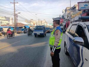 Antisipasi Kepadatan Arus Lalu Lintas, Sat Lantas Polres Batu Bara Lakukan Gatur Sore di Jalinsum Indrapura