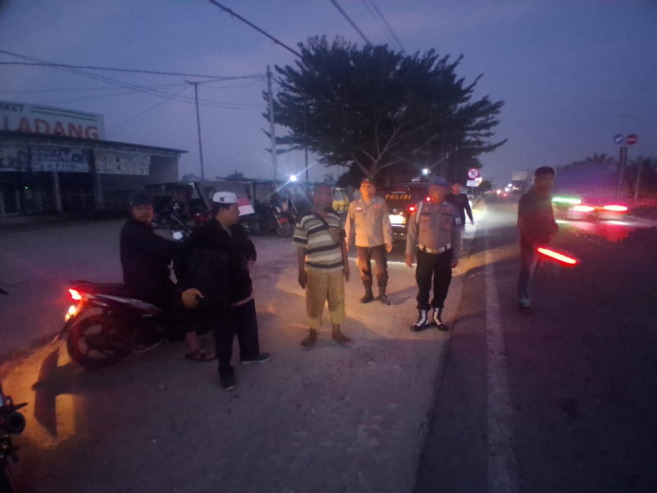 Polsek Indrapura Gelar Patroli Subuh, Antisipasi Balap Liar, Begal, dan Tawuran di Wilayah Batu Bara